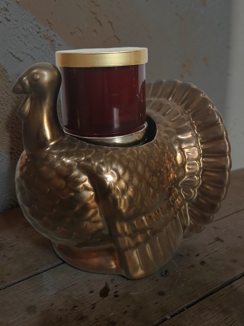 Bath & Body Works Mini/Votive Gold Turkey Candle Holder